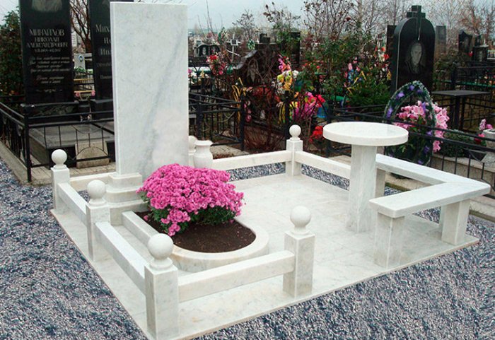 Памятник мраморный одноместный белый Форма 1