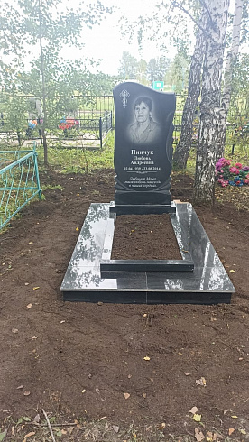 Мемориальный комплекс Женский